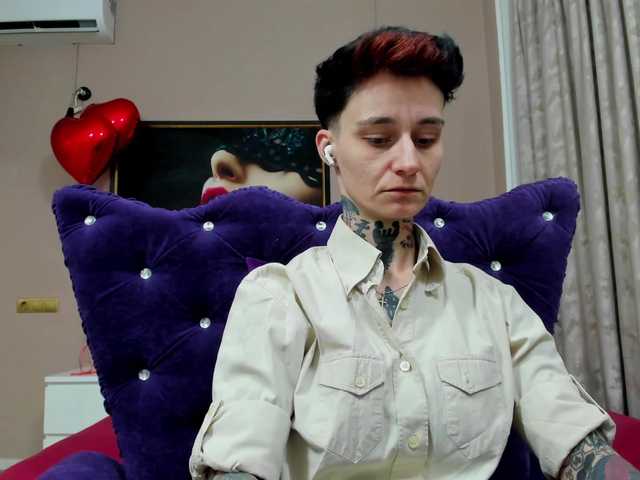 KennysXX's BongaCams show and profile