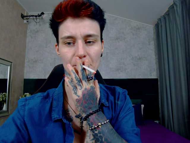 KennysXX's BongaCams show and profile