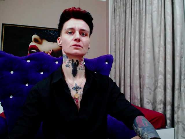 KennysXX's BongaCams show and profile