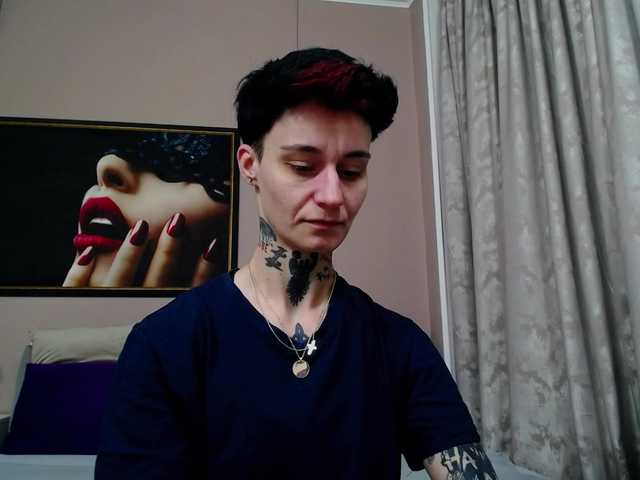 KennysXX's BongaCams show and profile
