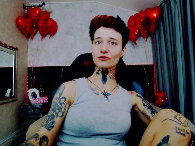 KennysXX's BongaCams show and profile