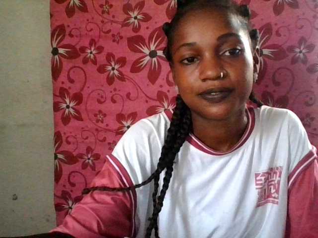 BelleValeur's BongaCams show and profile