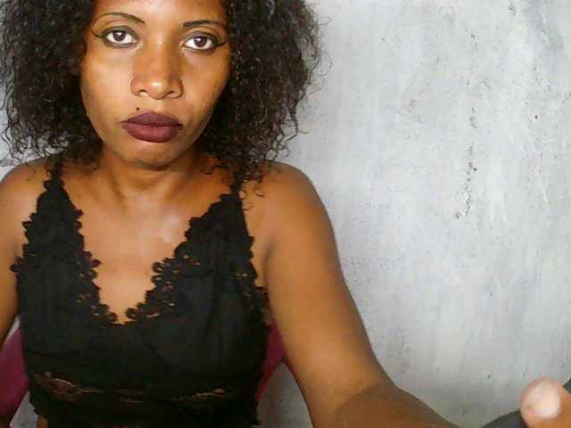 BelleValeur's BongaCams show and profile