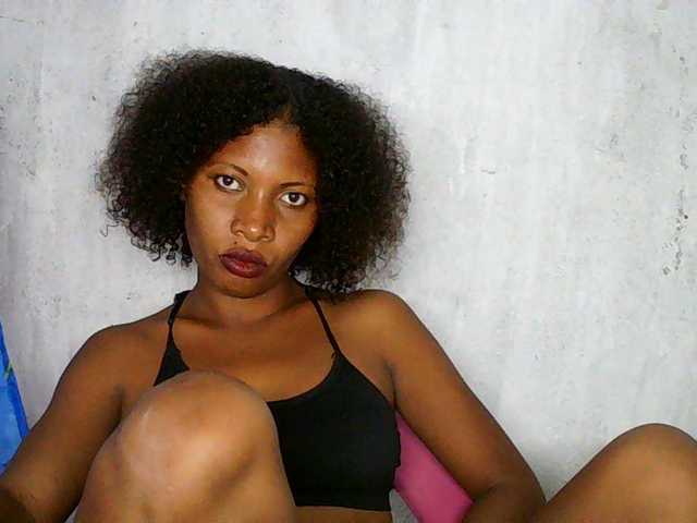 BelleValeur – webcam model profile photo