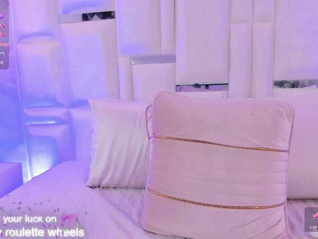 im-molly-angel's BongaCams show and profile