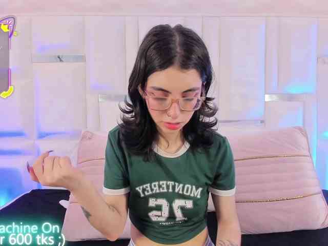 amateur nude webcam Im-molly-angel