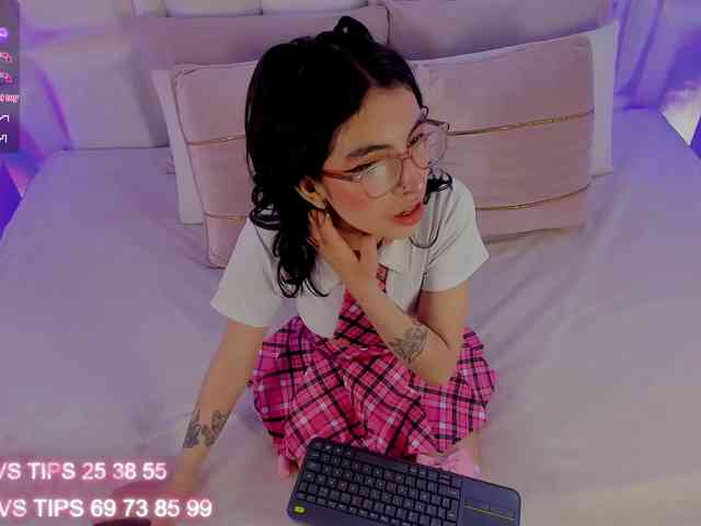 im-molly-angel im-molly-angel