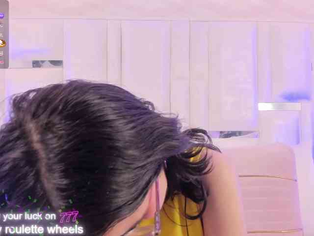 im-molly-angel im-molly-angel