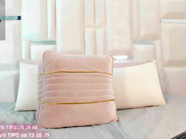 im-molly-angel im-molly-angel