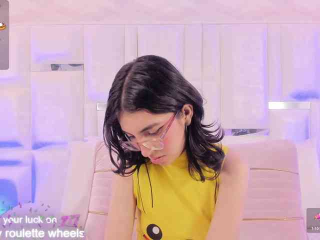 im-molly-angel im-molly-angel