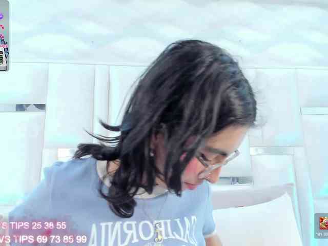 im-molly-angel im-molly-angel