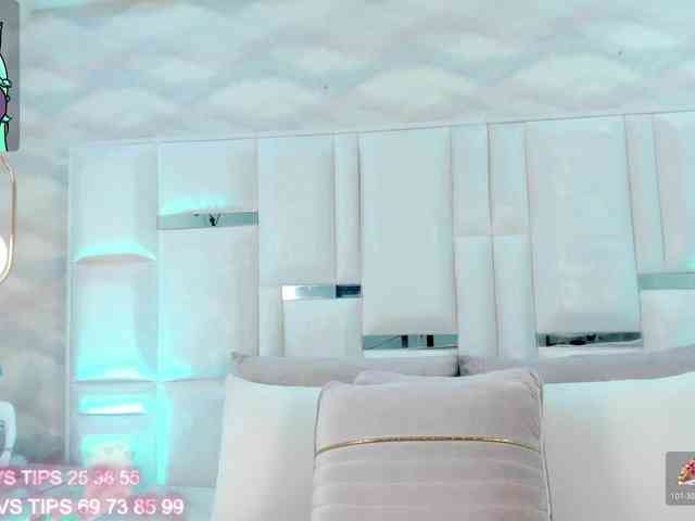 im-molly-angel im-molly-angel