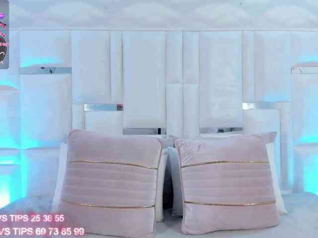 im-molly-angel im-molly-angel