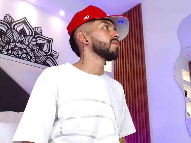 AngelBacker Live Webcam on BongaCams