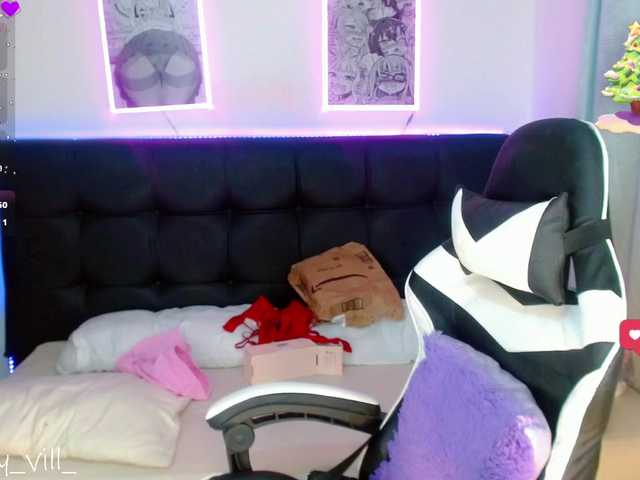 Emily-vill's BongaCams show and profile