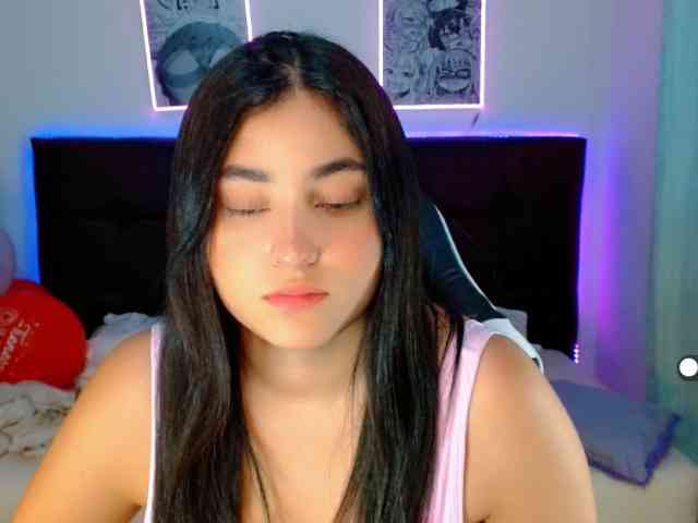 Emily-vill Live Webcam on BongaCams