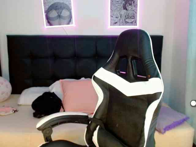 Emily-vill Emily-vill