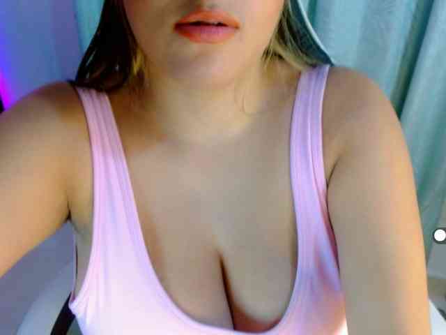 Emily-vill Emily-vill