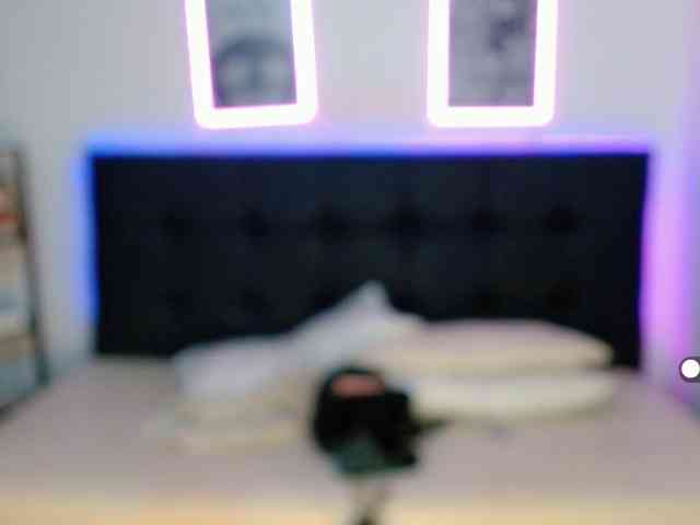 Emily-vill Emily-vill