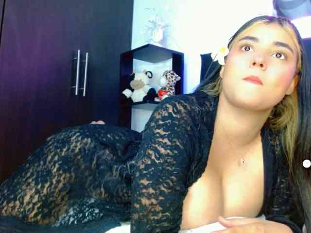 Emily-vill Emily-vill