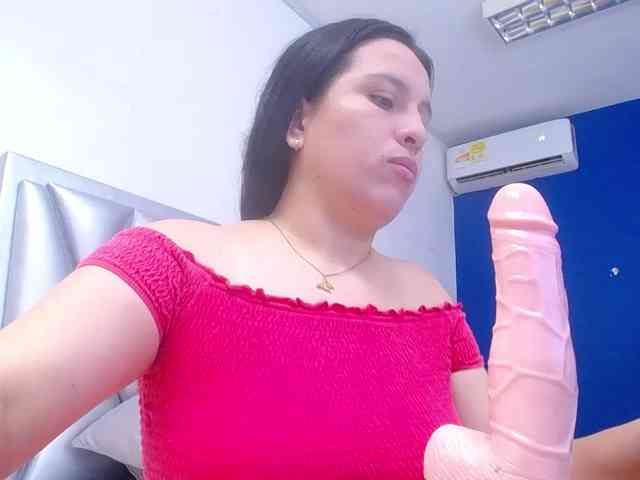 sexycum-dumpster webcam