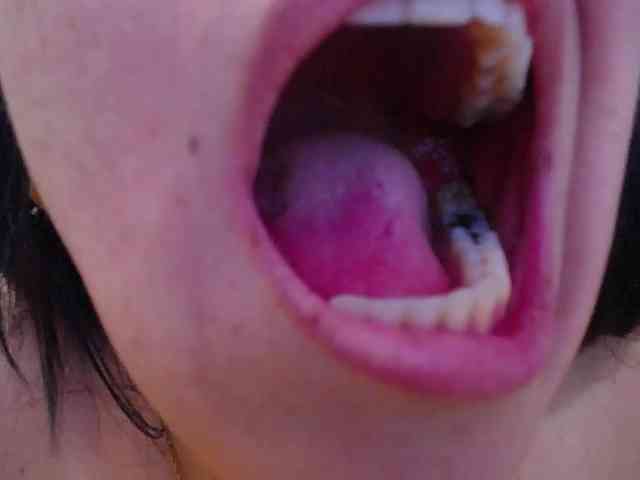 sexycum-dumpster webcam