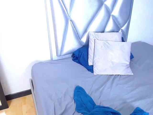 sexycum-dumpster webcam