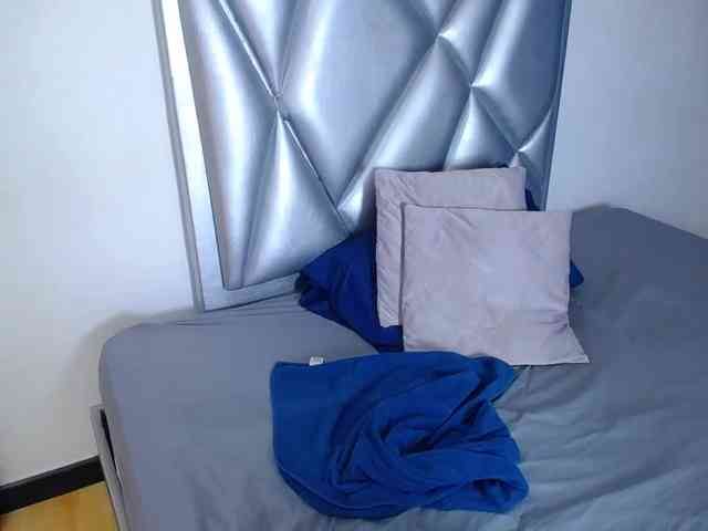 sexycum-dumpster webcam