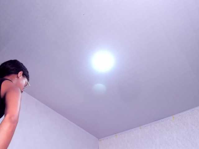 BrizzaH033's BongaCams show and profile