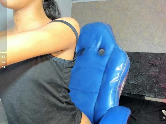 BrizzaH033's BongaCams show and profile