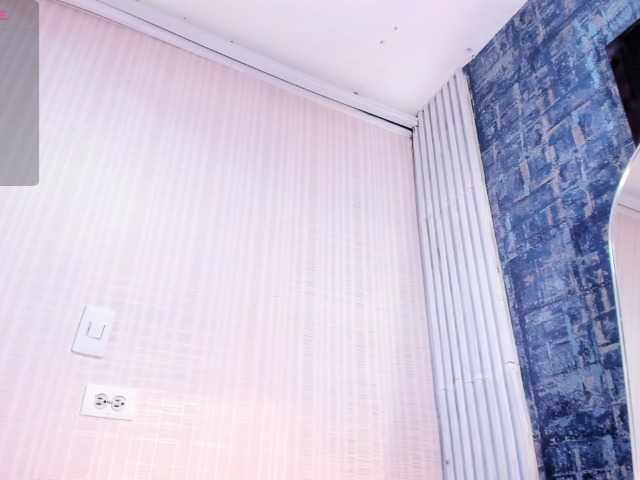 BrizzaH033's BongaCams show and profile