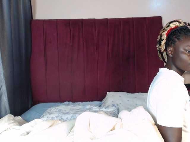 iamshania webcam bongacams model stream image