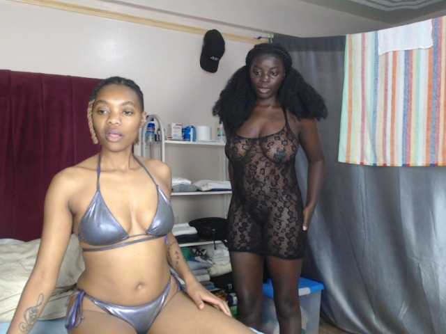 iamshania's BongaCams show and profile