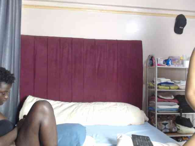 iamshania webcam