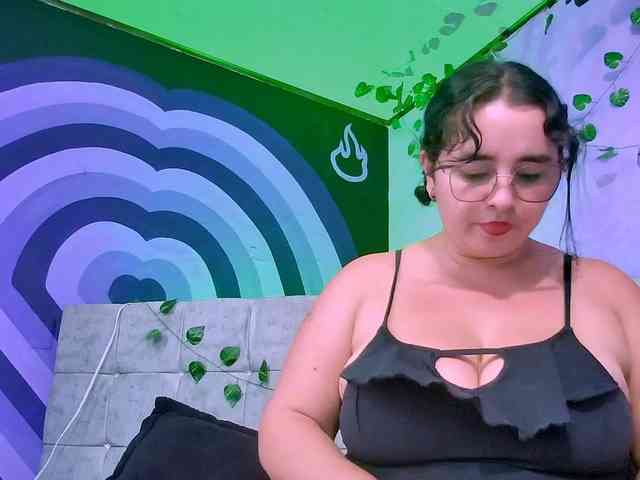 Lorena-Adamsx webcam