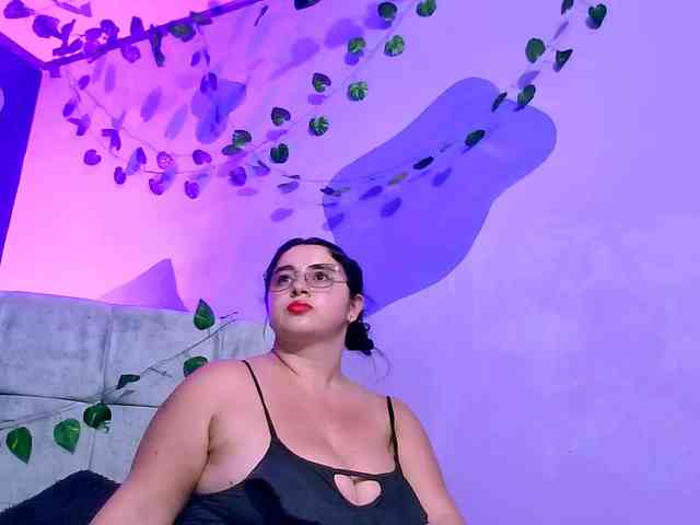 Lorena-Adamsx webcam