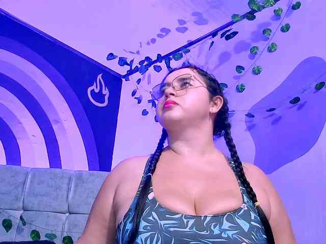 Lorena-Adamsx webcam