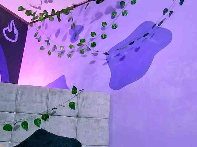 Lorena-Adamsx webcam