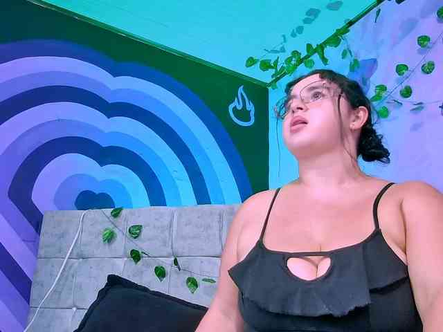 Lorena-Adamsx webcam