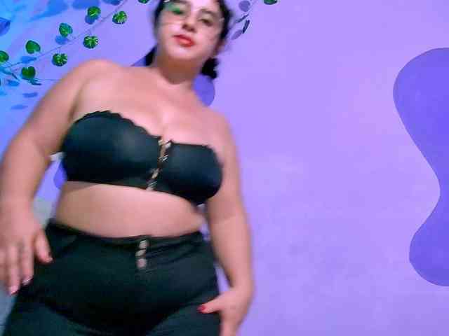 Lorena-Adamsx webcam