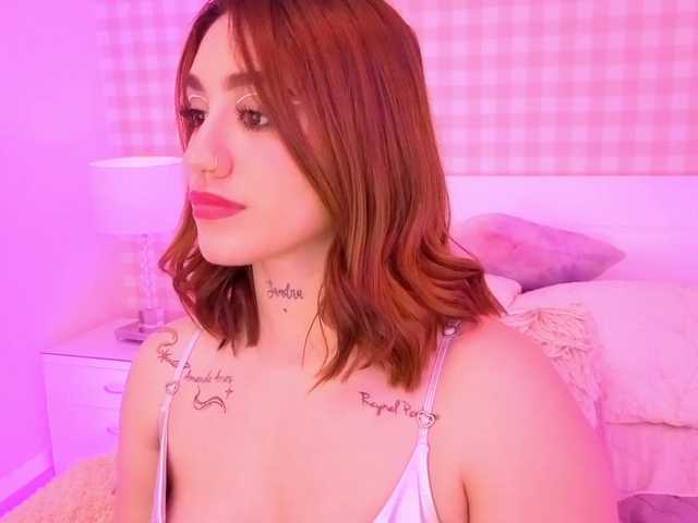 CloeBonet's BongaCams show and profile