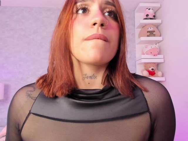 CloeBonet's BongaCams show and profile