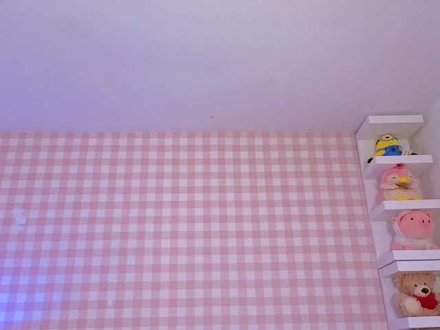 CloeBonet's BongaCams show and profile