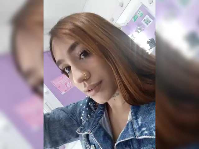 CloeBonet's BongaCams show and profile