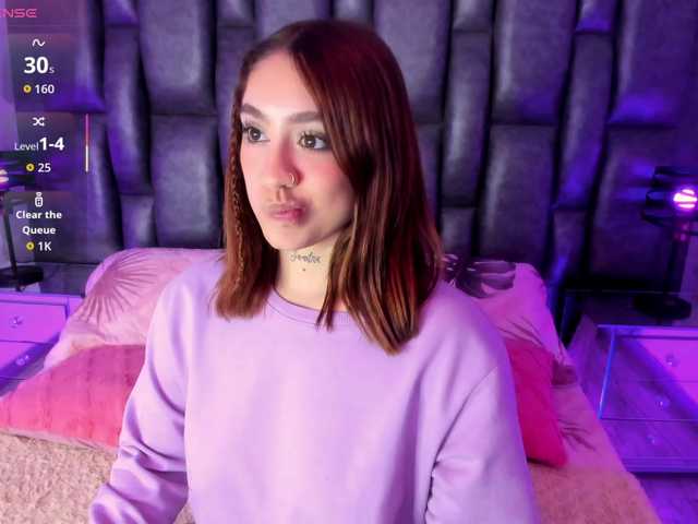 CloeBonet's BongaCams show and profile