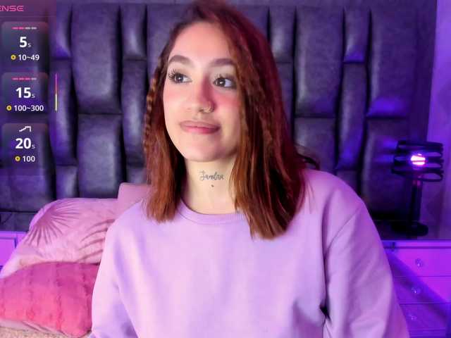 CloeBonet's BongaCams show and profile