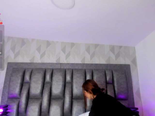 CloeBonet's BongaCams show and profile