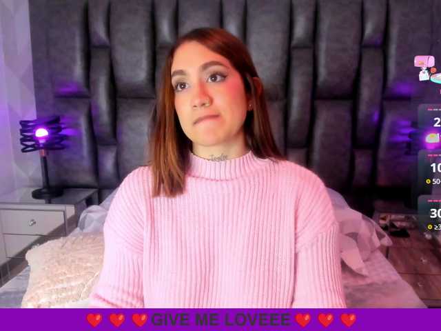 CloeBonet's BongaCams show and profile