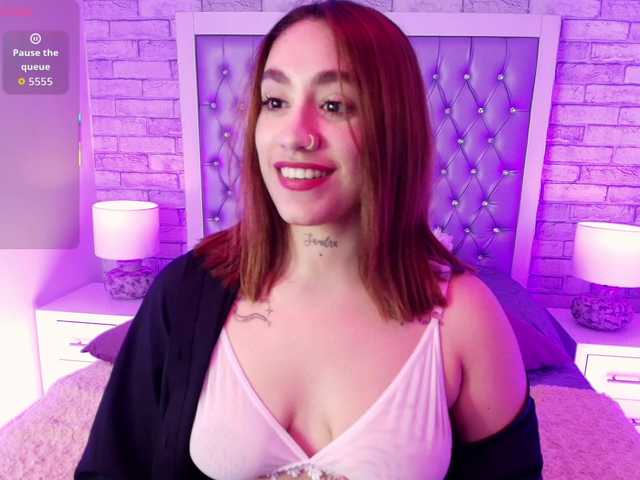 CloeBonet's BongaCams show and profile