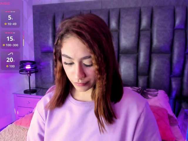 CloeBonet's BongaCams show and profile